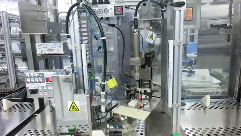 焊接机器人：跨越行业界限的自动化利器